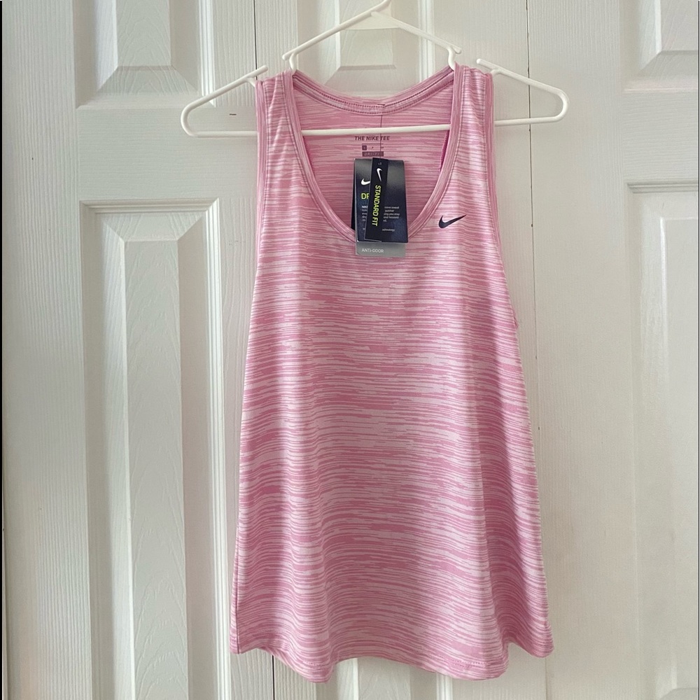 pink nike tank